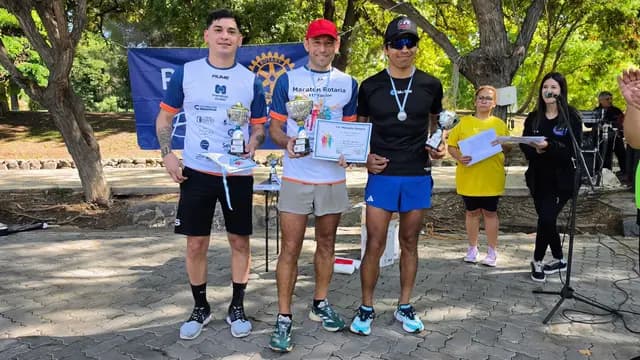 Podio masculino de los 10 km