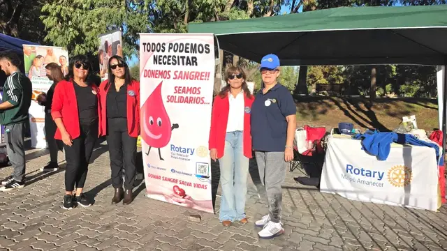 Integrantes del Club Rotario de Maipú Amanecer